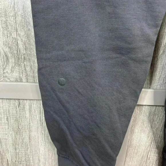 Lululemon Joggers Sz 6 Ready to Fleece Jogger Gray Color - Picture 7 of 9
